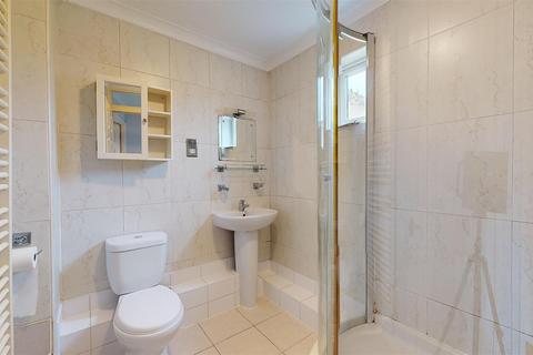 13 Capian Walk, Two Mile Ash, Milton Keynes, MK8 8HH