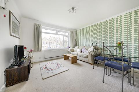 1 bedroom flat for sale, Whitton Road, Twickenham