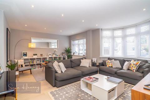 30 Cavendish Road, Barnet, EN5 4DZ
