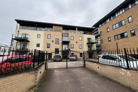 2 bedroom apartment for sale - Coptfold House, New Road, Brentwood,