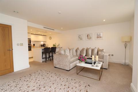2 bedroom apartment for sale - Coptfold House, New Road, Brentwood,