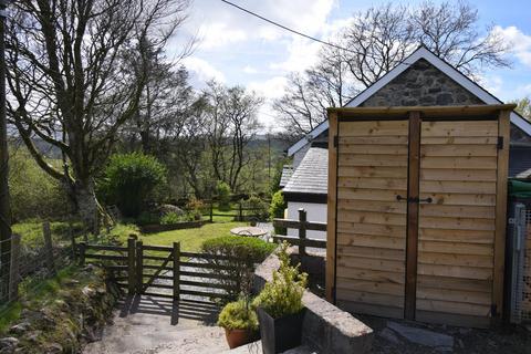 3 bedroom semi-detached house for sale, Fron Uchaf, Parc, Parc, Bala