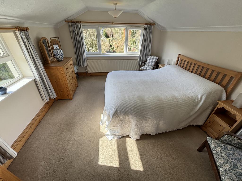 Principle bedroom suite