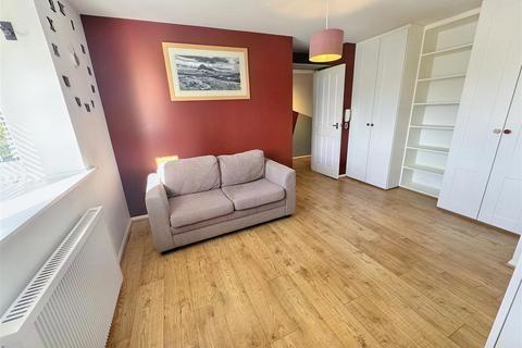 9 Alan Hocken Way, London, E15 3AT