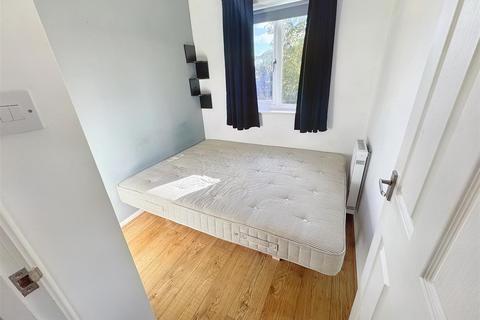 9 Alan Hocken Way, London, E15 3AT