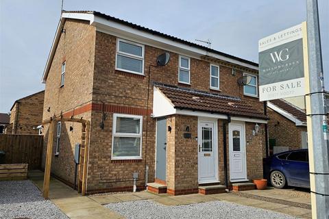 2 bedroom semi-detached house for sale - 105 Woldholme Avenue, Driffield, East Yorkshire, YO25 6RW