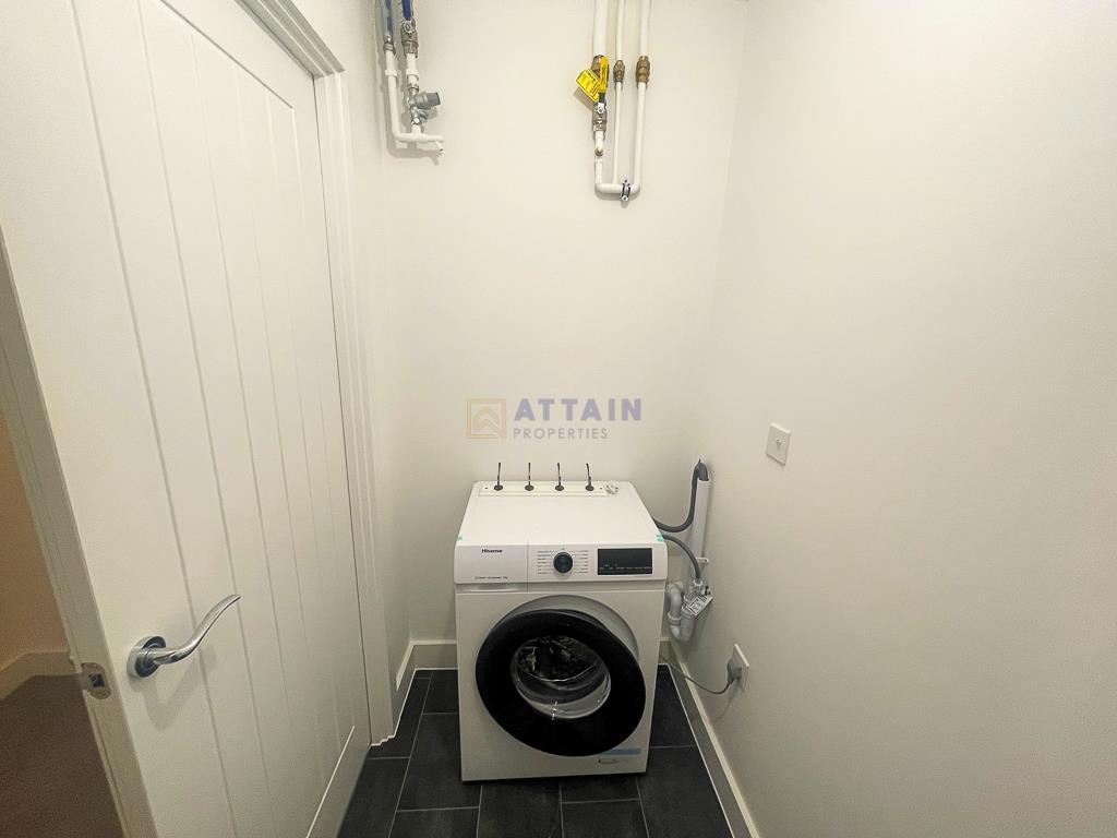 Washer room.jpg
