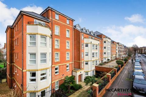 1 bedroom apartment for sale, Martello Court, Jevington Gardens, Eastboure