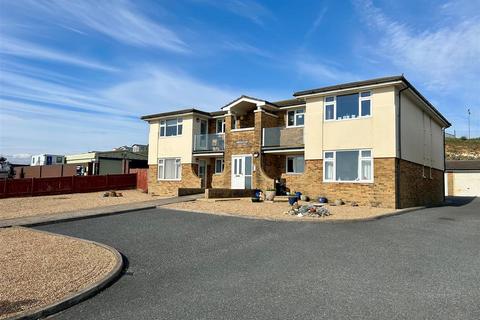 2 bedroom flat for sale, West Beach Court, 54 Marine Parade, Seaford