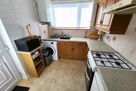 3 bedroom semi-detached house for sale, Tynewydd Road, Rhyl