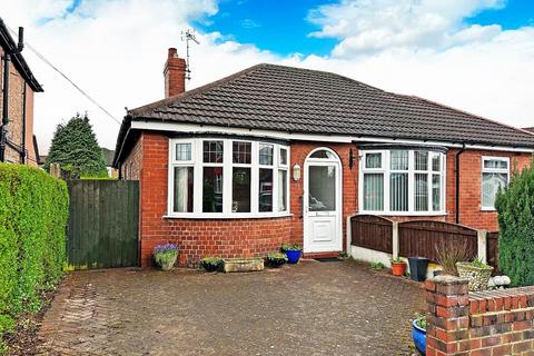 2 bedroom semi-detached bungalow for sale - St. Georges Avenue, Timperley