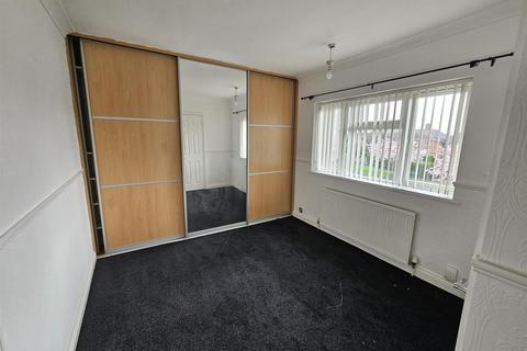 3 bedroom end of terrace house to rent - Camborne Drive, Nottingham