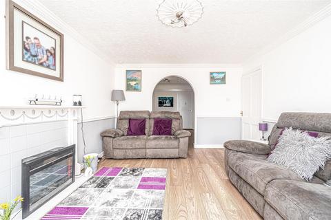 3 bedroom terraced house for sale - 68 Fodbank View, Dunfermline, KY11 4UD