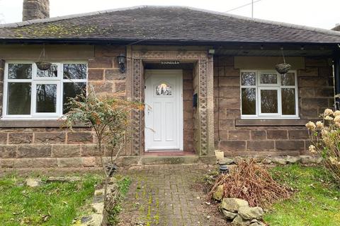 2 bedroom detached bungalow to rent - Newcastle Road, Madeley Heath CW3