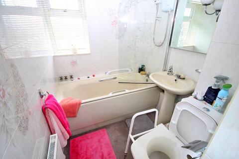 27 Sunset Close, Tamworth, B79 7QJ