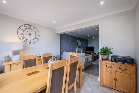 35 Foxcroft Drive, Brighouse, HD6 3PQ