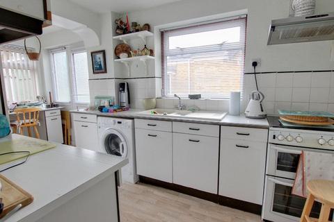3 bedroom semi-detached house for sale, Laughton Road, Beverley