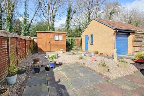 2 bedroom semi-detached bungalow for sale - Hereford Close, Beverley