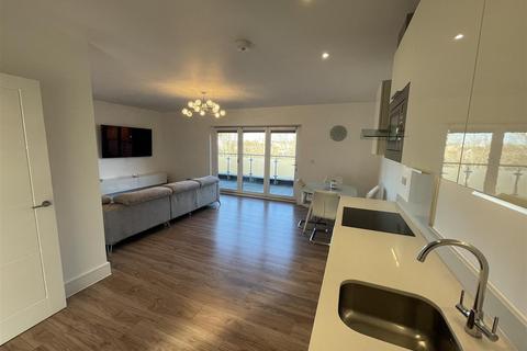 2 bedroom flat for sale - *LARGEST APARTMENT IN THE DEVELOPMENT*, Chelmsford