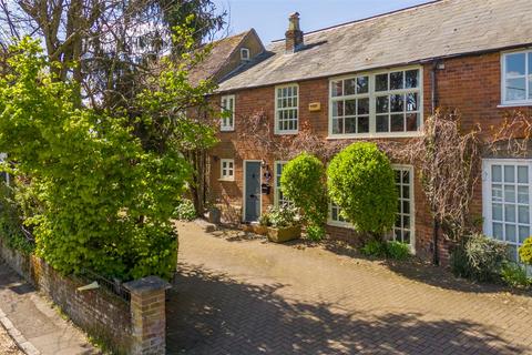 3 bedroom cottage for sale, The Green, Wingrave HP22