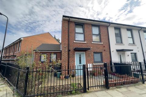 3 bedroom end of terrace house for sale, Potters Road, Southall UB2