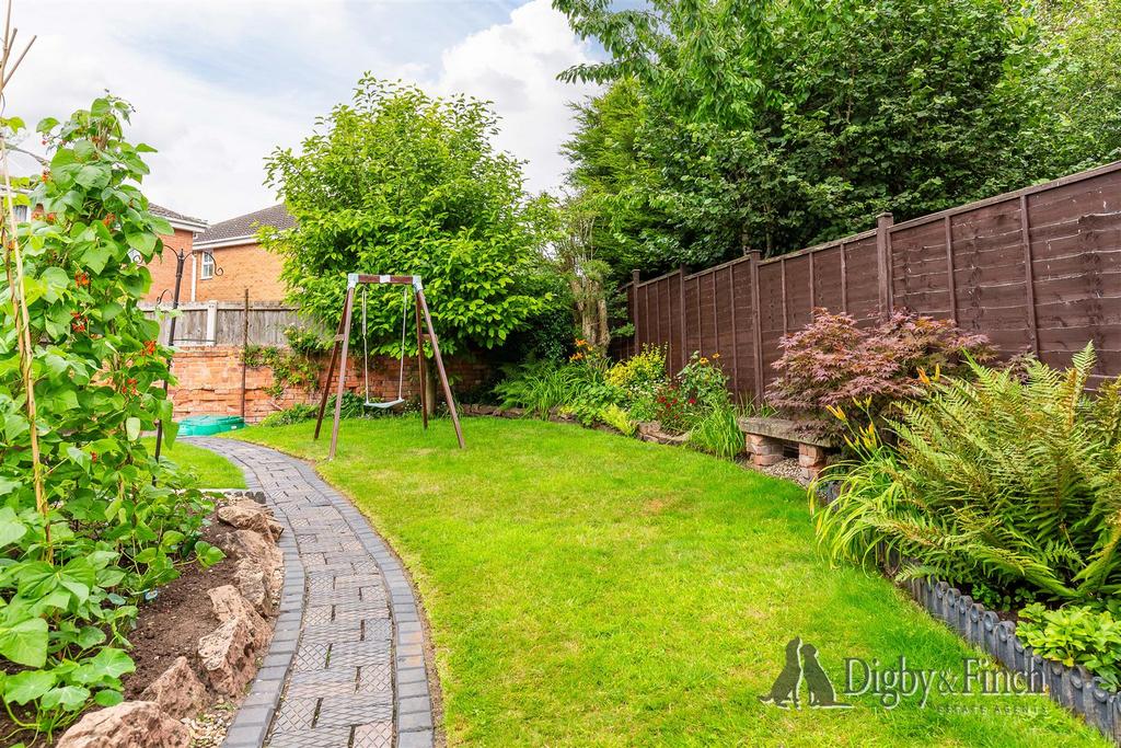 16 Lorne Grove, Radcliffe on Trent, NG12 2 FX-8wate