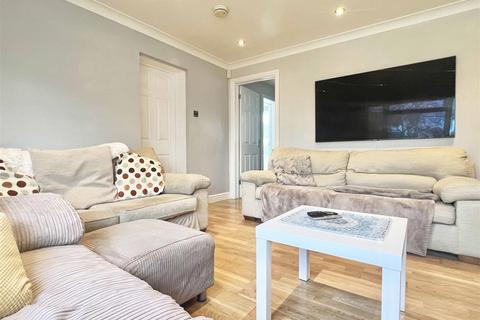 10 Bedells Avenue, Black Notley, Braintree, CM77 8LZ