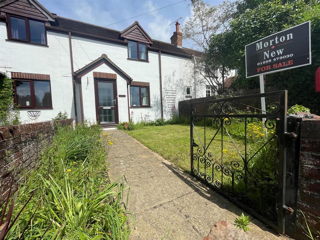 Rixon, Sturminster Newton 2 bed terraced house for sale £265,000