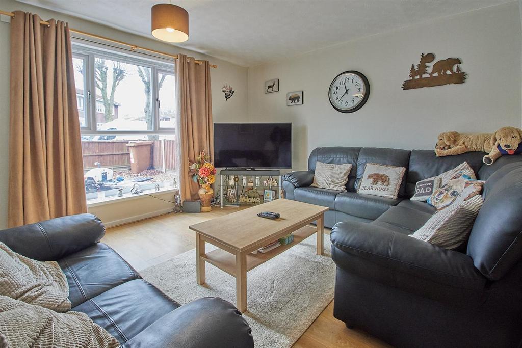 Moore Road, Barwell 3 bed semidetached house £210,000