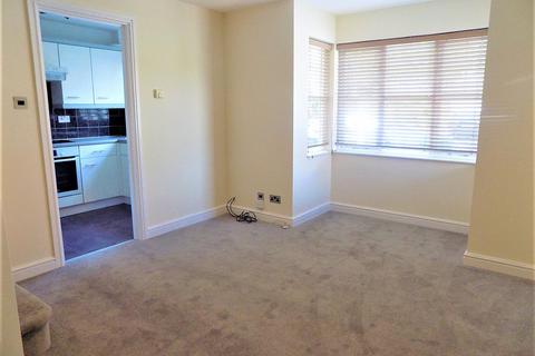 1 bedroom end of terrace house to rent - Lyndsey Close, Farnborough GU14