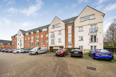 2 bedroom apartment for sale - Academy Place, Isleworth