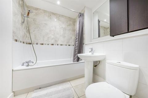 67 Academy Place, Isleworth, TW7 5FD