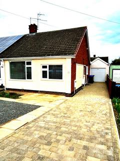 2 bedroom bungalow to rent - Edgehill Road, Northampton NN5