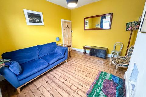 2 bedroom end of terrace house for sale, Hazelbank Avenue, Manchester