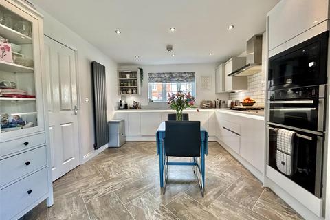 19 Scholars Gate, Garforth, Leeds, LS25 1BF