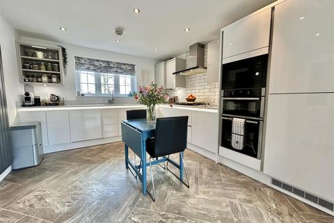 19 Scholars Gate, Garforth, Leeds, LS25 1BF