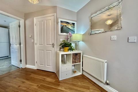19 Scholars Gate, Garforth, Leeds, LS25 1BF