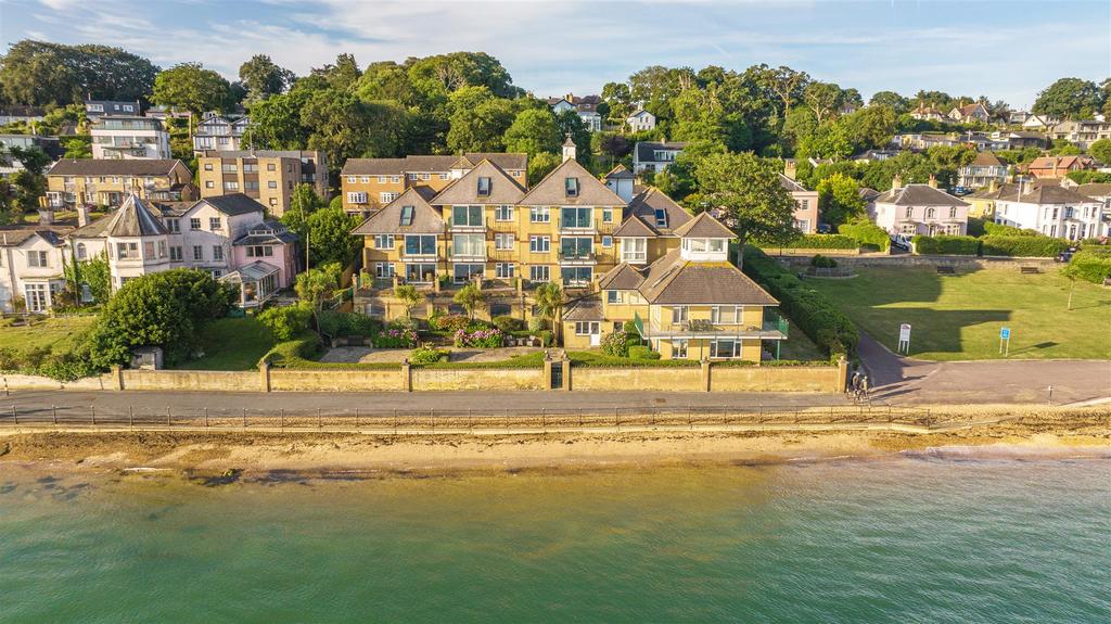 Cowes, Isle of Wight 2 bed apartment for sale £750,000