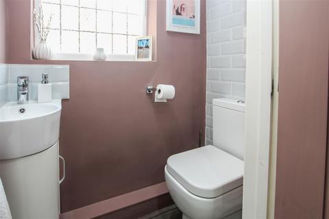15 Spital Lane, Brentwood, CM14 5NT