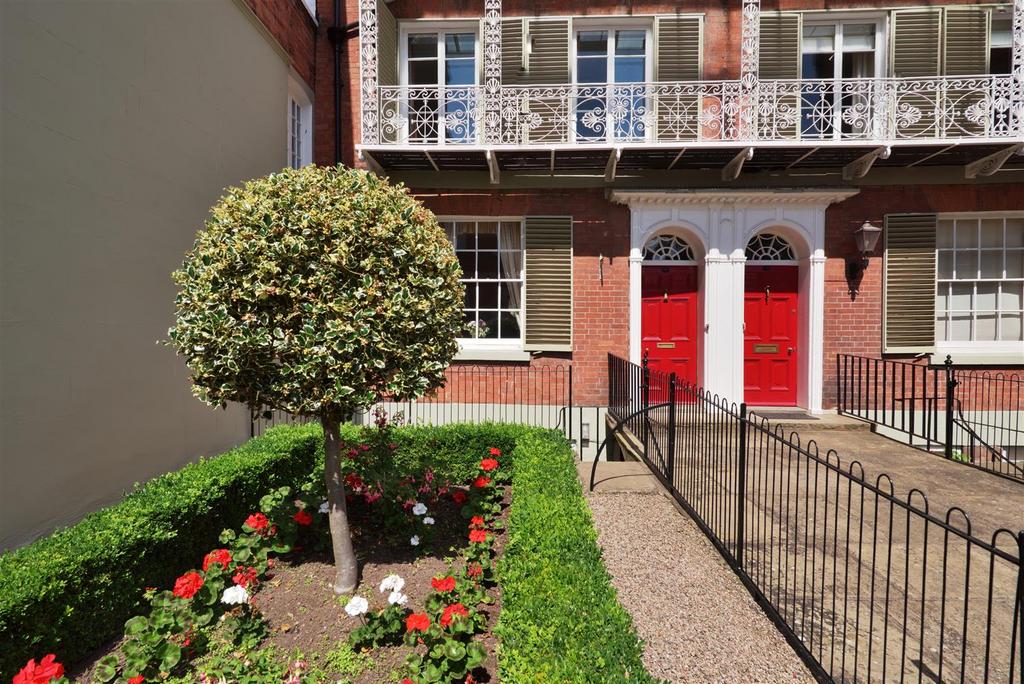 10 Castle Street Hereford - 067.jpg
