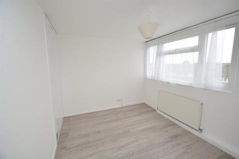 50 Hindhead Gardens, Northolt, UB5 5NF