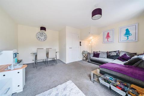 3 bedroom terraced house for sale, Markham Rise, Bedford