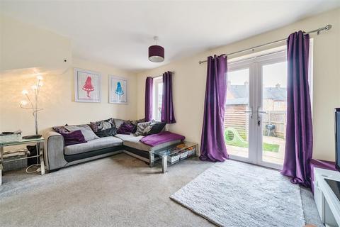 3 bedroom terraced house for sale - Markham Rise, Bedford
