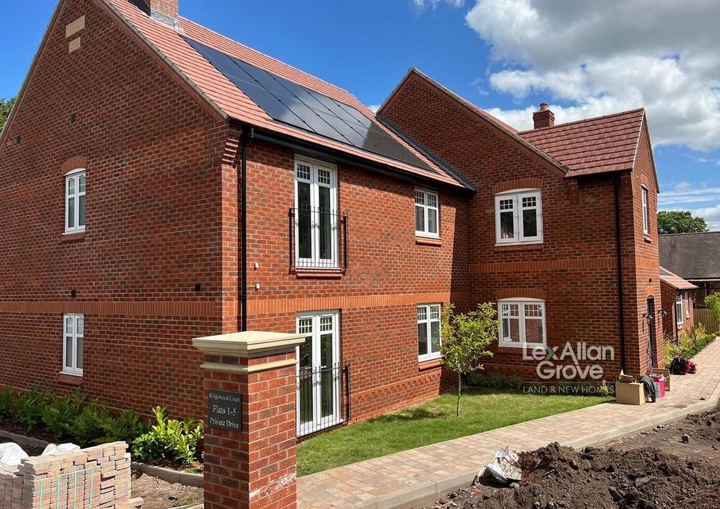 Ridgwood Court Kinver 2.jpg
