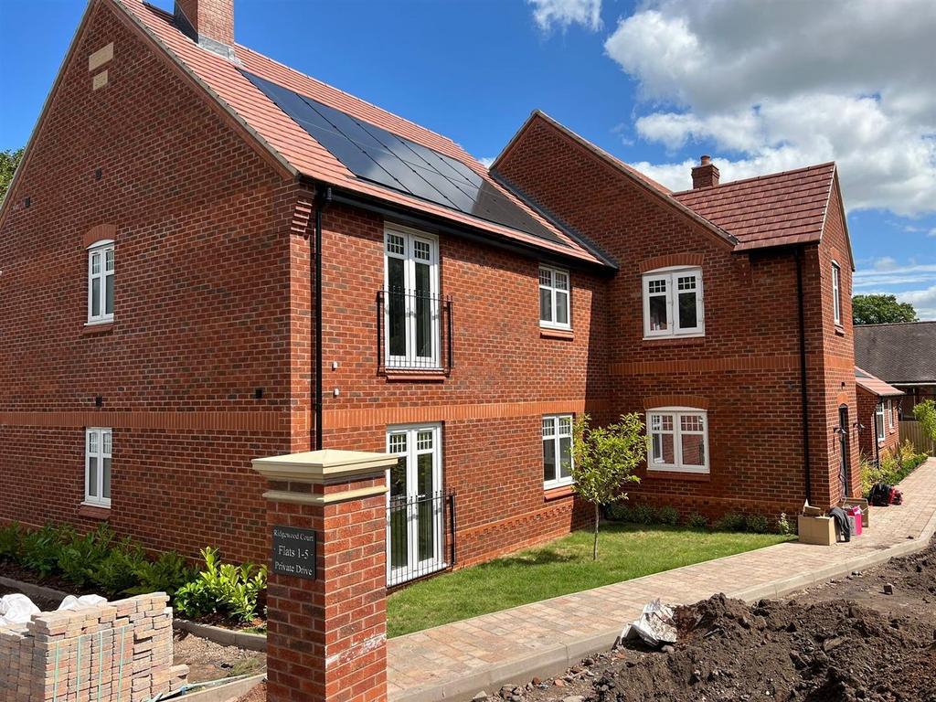 Ridgwood Court Kinver 1.jpg