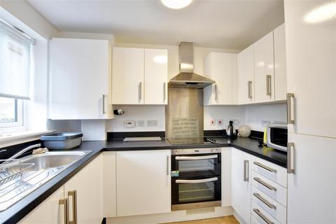 2 bedroom terraced house for sale, Camber, Rye