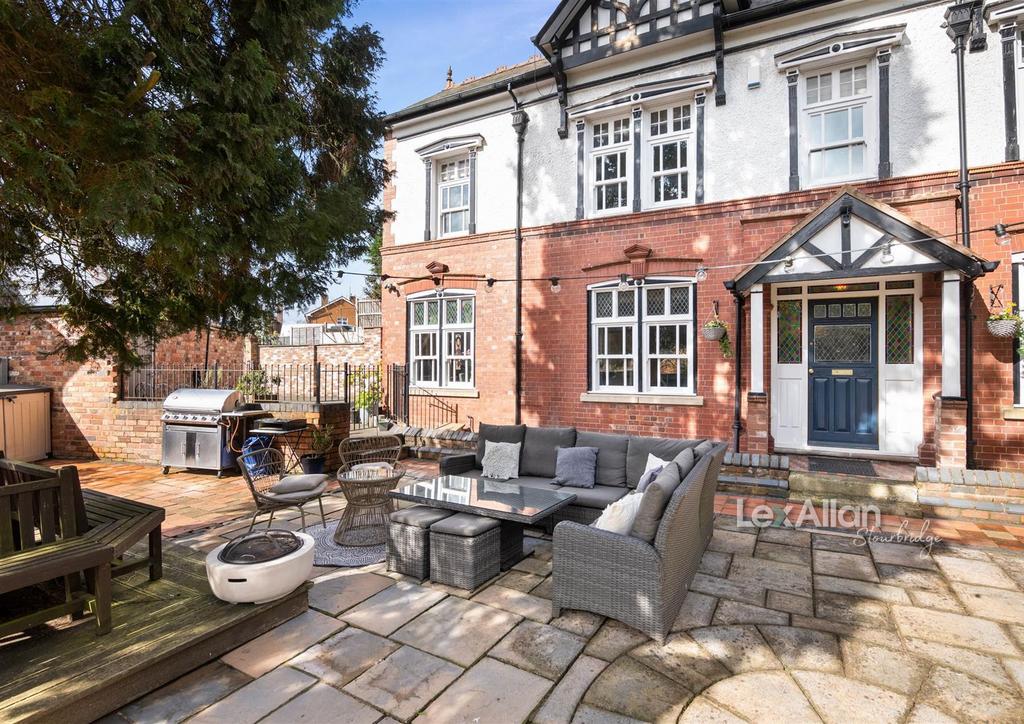 White Hill, Kinver, Stourbridge 4 bed end of terrace house for sale £