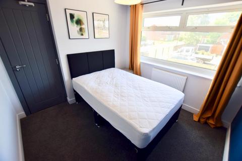 1 bedroom property to rent - Tarrant Walk Walsgrave, Coventry West Midlands CV2 2JJ - DOUBLE ROOM CLOSE TO UHCW