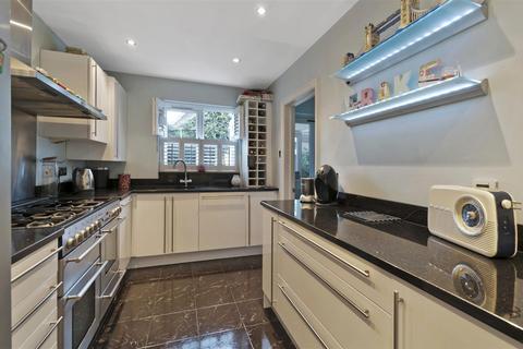 4 bedroom detached house for sale, Mercers Place, Kings Hill, ME19 4PA