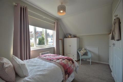 4 bedroom detached house for sale - Totland Bay